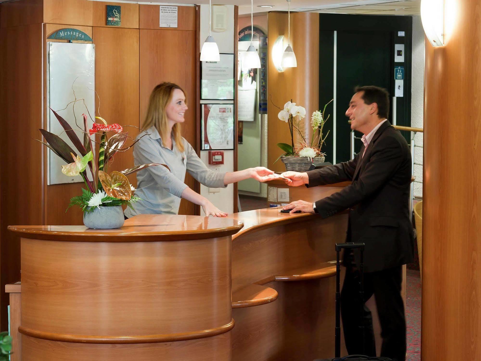 ไอบิส มงเปลิเย ใต้ Hotel มงต์เปอลิเยร์ ภายนอก รูปภาพ